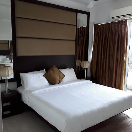 Aston Luxury Apartments Colombo Exterior foto